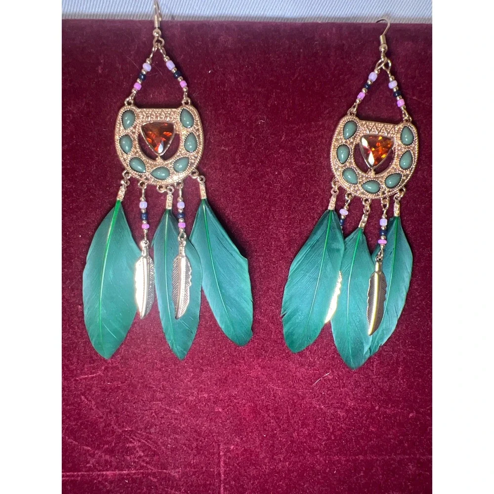 Bohemian Green‎ Feather Dangle Earrings Gold Tone Gemstone Tribal Boho